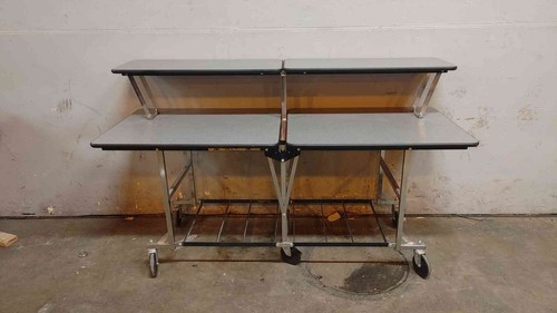 Rolling collapsible table - 6',